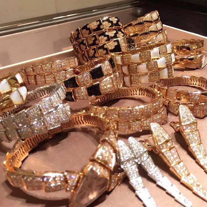 Ở Trung Quốc có hội bạn thân toàn tiểu thư trâm anh thế phiệt, xinh đẹp và tất nhiên, rất giàu có!